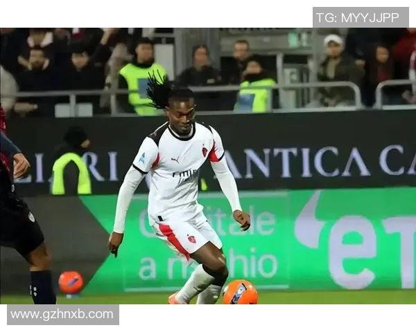 6.8分！40岁魔笛快被榨干了：6项数据挂零挨批 接连6轮踢满90分钟